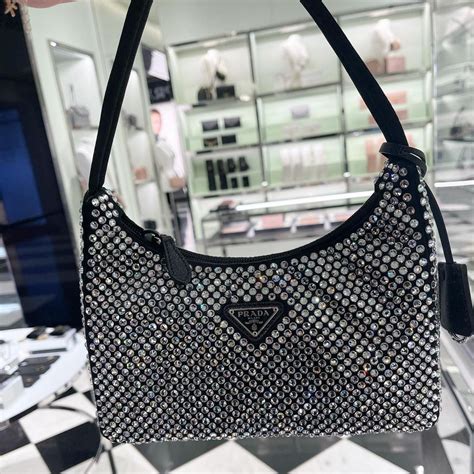 prada samt tasche|prada tasche glitzer.